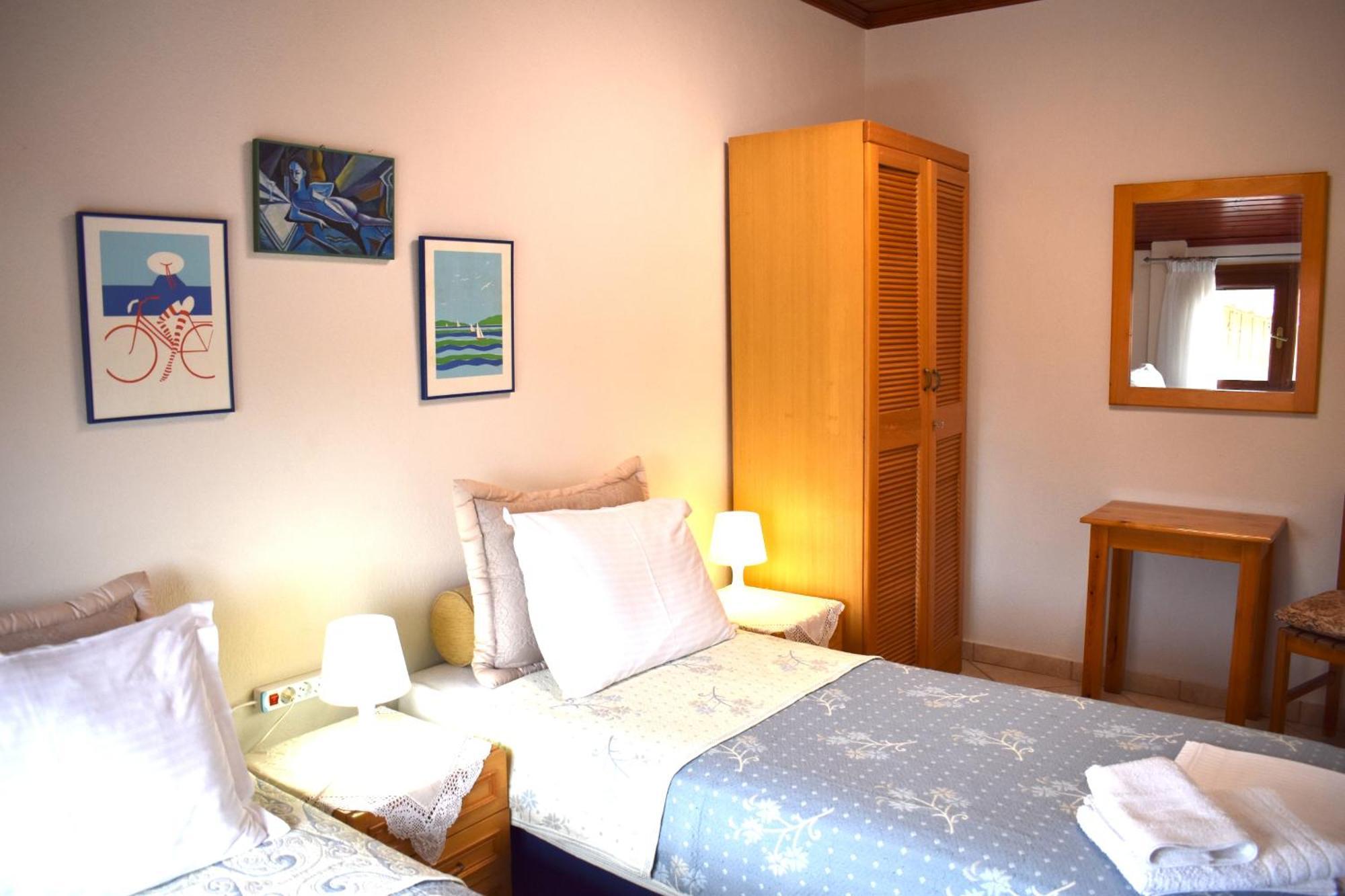 Kallilkratia Holiday Flat 2 Nea Kallikrateia エクステリア 写真